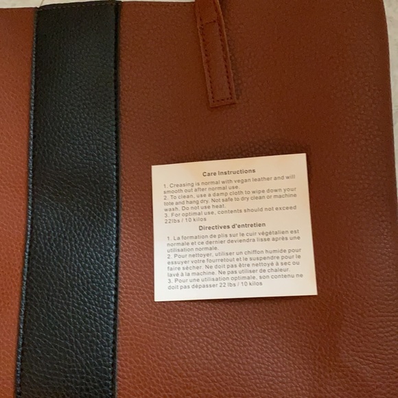 Vince Camuto Luck Tote Bag. - Picture 5 of 5